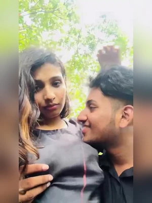 Bangladeshi Muslim Girl fucked By Her Boyfriend in Jungle