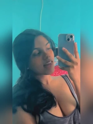 Bengali Desi Hot Boudi Show Her Full Naked Body with hairy Pussy 🍆