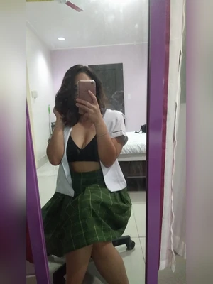 Pune IT girl sending morning nude to bf