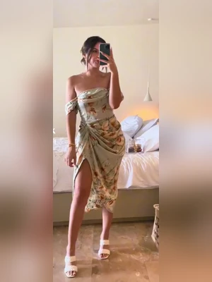 Mallorys legs, feet and Ass need cock