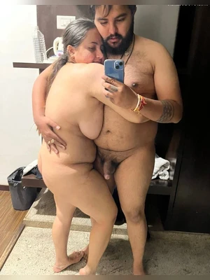 Indian Hot Chubby Lady fingering and showing her big boobies in Bathroom😋