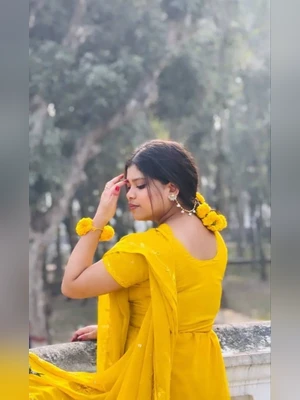 Horny Bengali Babe Taking Big Dick Trying Anal