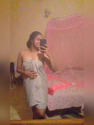 Kerala Mallu Hijjaby Muslim Indian Milf aunty moaning and enjoying Leak Viral,..#Girl #Husband #India #Indian # Indian Girl #Kerala #Mallu #Muslim #Slim