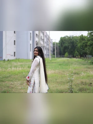 11-bangladeshi_tanker_gf_pressing_boobs_-_porn_-_erome_9.jpg