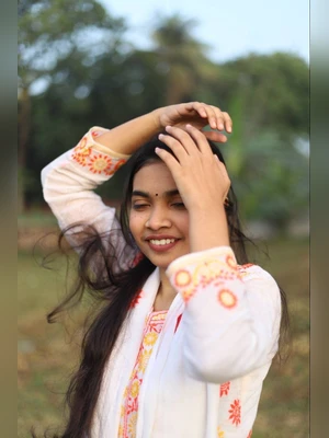 18-bangladeshi_tanker_gf_pressing_boobs_-_porn_-_erome_20.jpg