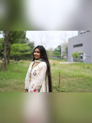 20-bangladeshi_tanker_gf_pressing_boobs_-_porn_-_erome_22.jpg