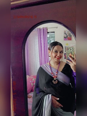 Desi Bangladeshi Beautiful Sexy Chubby Gf Showing Lover