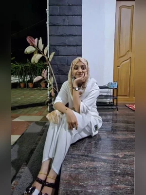 Beautiful Mallu Kerala Hijabi Muslim teen college girl leaked sex videos with her lover