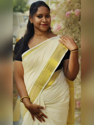 Mallu Indian desi sexy cuckold wife sult devapriya 🥵💥🔥 h enjoying deep pussy sex with her hubby's friends  ending pussy cumshot 🥵🍌💥🥵🔥🔥