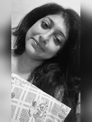 Paula Roy Hot Instagram Housewife