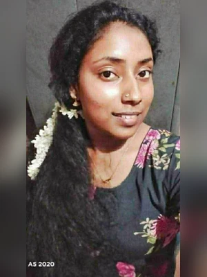 Tamil teen girl showing off