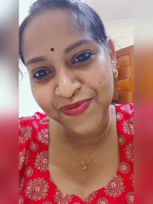 Mallu Indian desi sexy wife sult devapriya's hot blowjob 🥵🔥