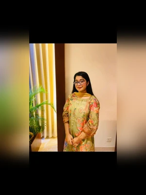 Cute Bangladeshi girl showing her boobs to her boyfriend in bathroom