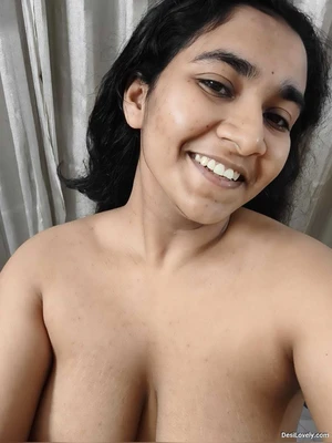 Dhaka girl pussy closeup