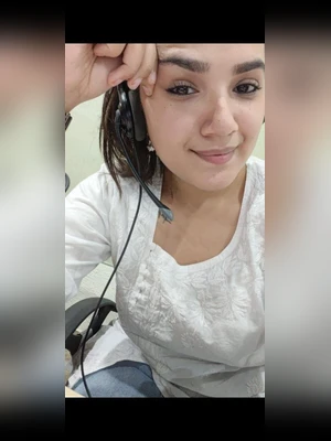 Desi Cute Beautiful Cuckold Sexy lesbian Instagram Influencer Homemade Modeling Full Nude Show, Fingering