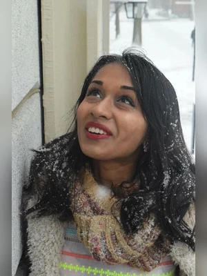 Desi Cute Beautiful Cuckold Sexy lesbian Instagram Influencer Homemade Modeling Full Nude Show, Fingering