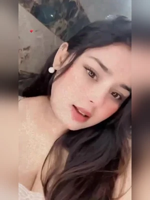 Desi Cute Beautiful Cuckold Sexy lesbian Instagram Influencer Homemade Modeling Full Nude Show, Fingering