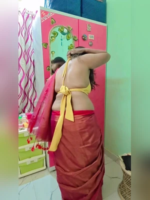Beautiful Body in Halter neck Blouse