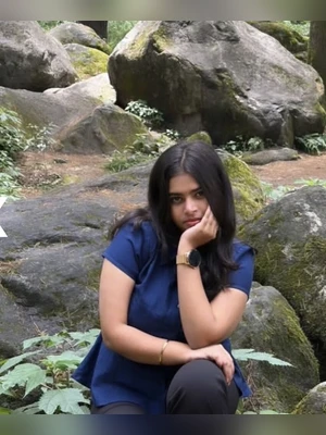 Shreya Pandey Naked Exposed