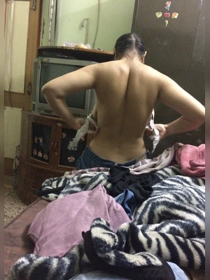Noor Afshani Nude