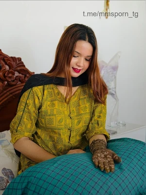 Bengali teen bitch drooling pussy, fingering. Showing boobs | masturbation | mmsporn | mmsleaks | mmsviral | viralmms | mmsdesi | desimms | asian | bangladeshi | maal | whore | MK: i0io2p7cm7dg4lyi