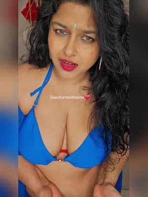 Neemsjewels Bulgy Boobs Exposing Herself Naked Body