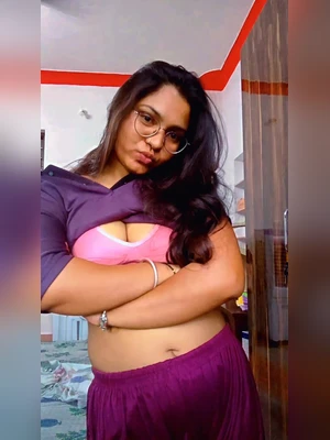 Hot chubby gf reel