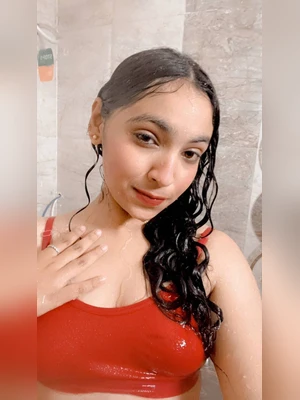 Beautiful indian chubby wife giving blowjob to Her boyfriend and hardcore anal fuck dancing in bathroom