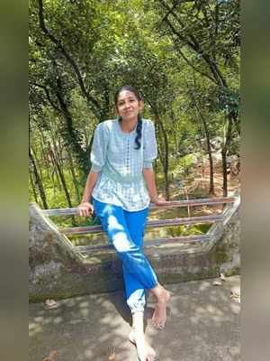 Beautiful mallu kerala desi Indian college teen girl leaked nude video call