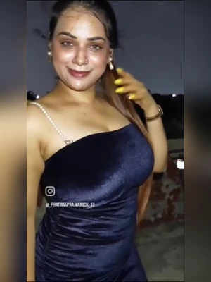 Pratima Pramanick Cleanly Shaven Armpits Exposing Herself in Slit Gown