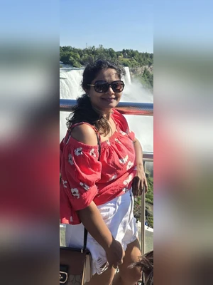 Amazing pictures of sexy hot desi big boobs busty brunette nri milf wife Ridhi nudes sex kiss fuck candid ass