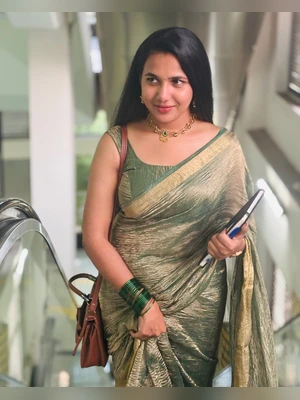 Tution teacher malayalam short filim actress insta pics xxx