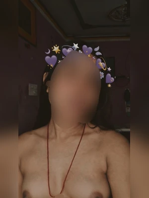 Desi bengali bhabhi showing nipples #bhabhi #bengali #randi