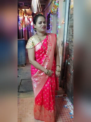 sexy housewife