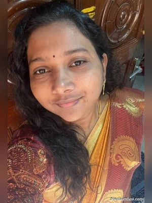 Tamil wife 19 videos and pics
