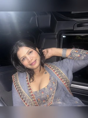 Hot Indian girl nudes
