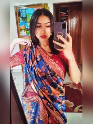 Indian Naughty Bitch teen rides her boyfriend Claming that she is a super model